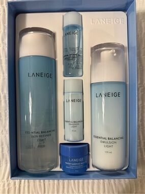 LANEIGE Essential Balancing Skin Care Set